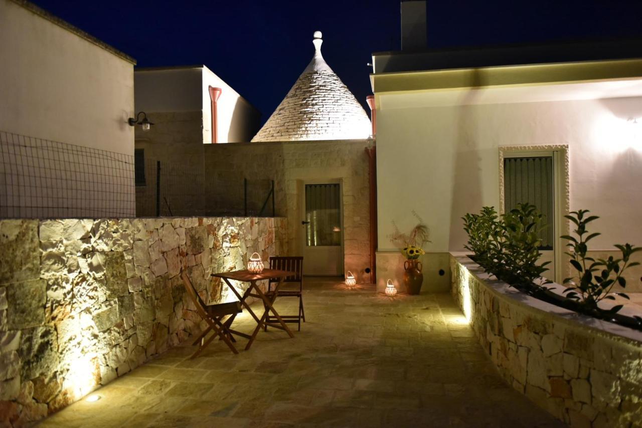 Вілла Trulli Dal Sole Alla Luna Мартіна-Франка Екстер'єр фото